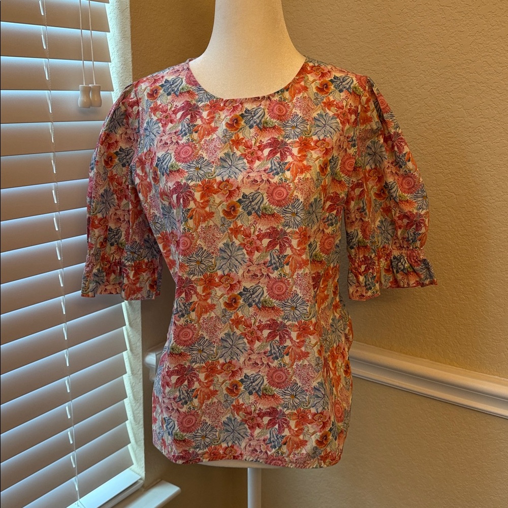 Sara Campbell Liberty of London the Blossom Top Size Small Wonder Garden Poplin